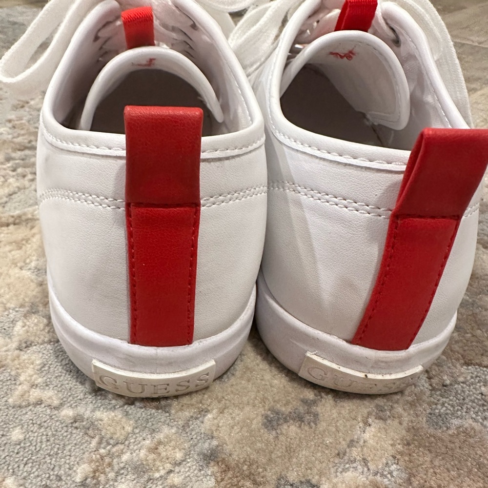 GUESS Women's White Leather Sneakers with red size 8.5 - Picture 2 of 4